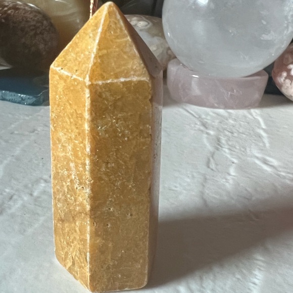 Yellow Adventurine Tower Point - Picture 3 of 5